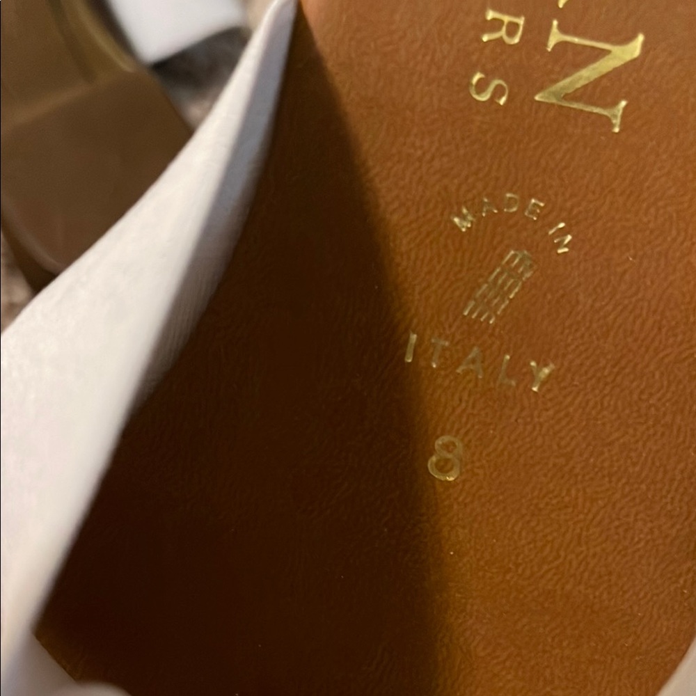 Italian Shoemakers Women's White and Brown Sandals - Picture 2 of 4